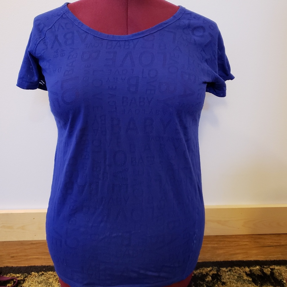 Motherhood Maternity blue baby love shirt